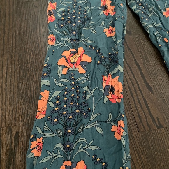 Oneill Floral Pants - Picture 3 of 3
